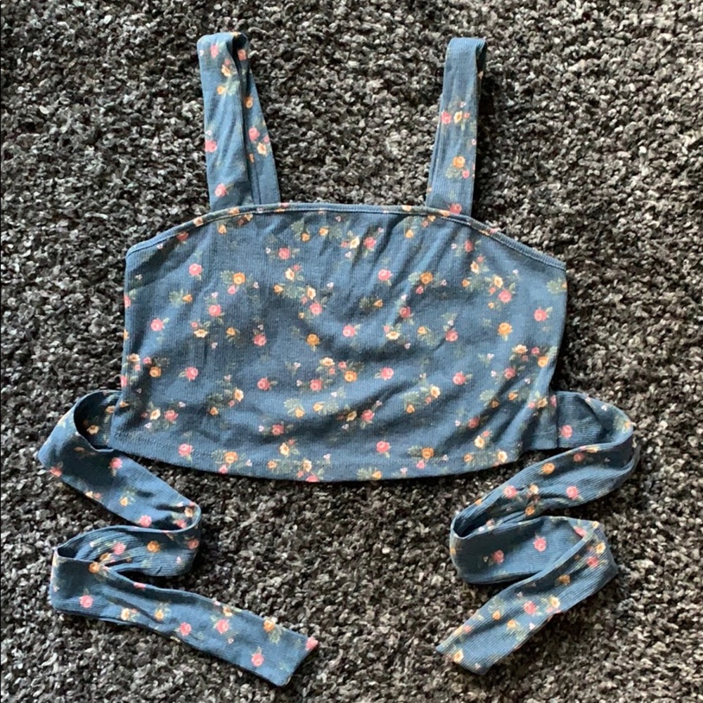 Floral Ardene Summer Crop Top Size Small-Medium